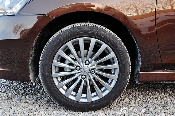 2015款启悦1.6L自动尊享型