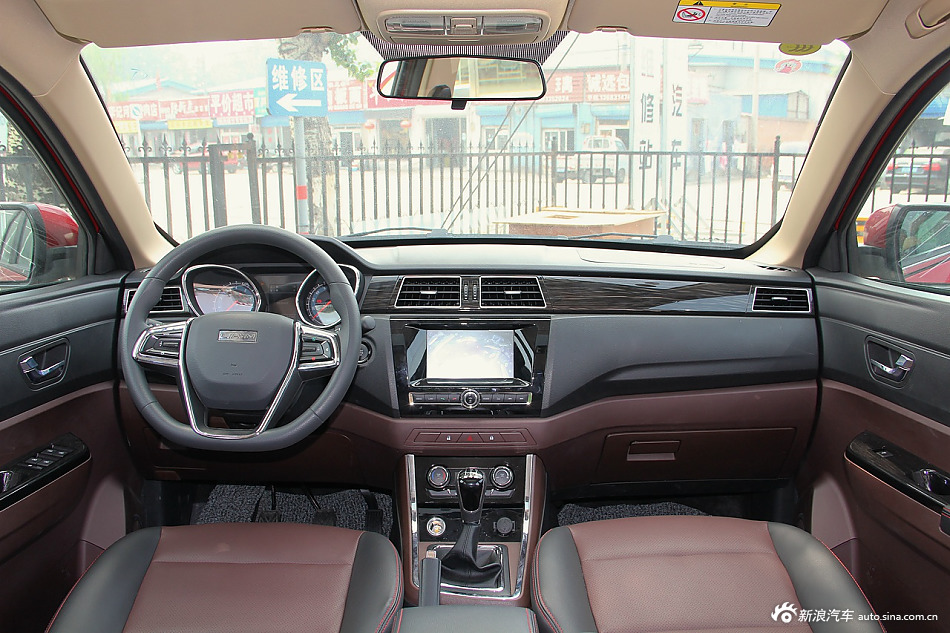 2016款迈威1.5L自动尊享型