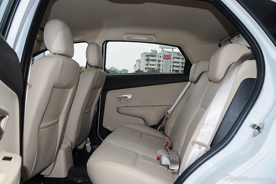 2016款风云2 1.5L手动超值版