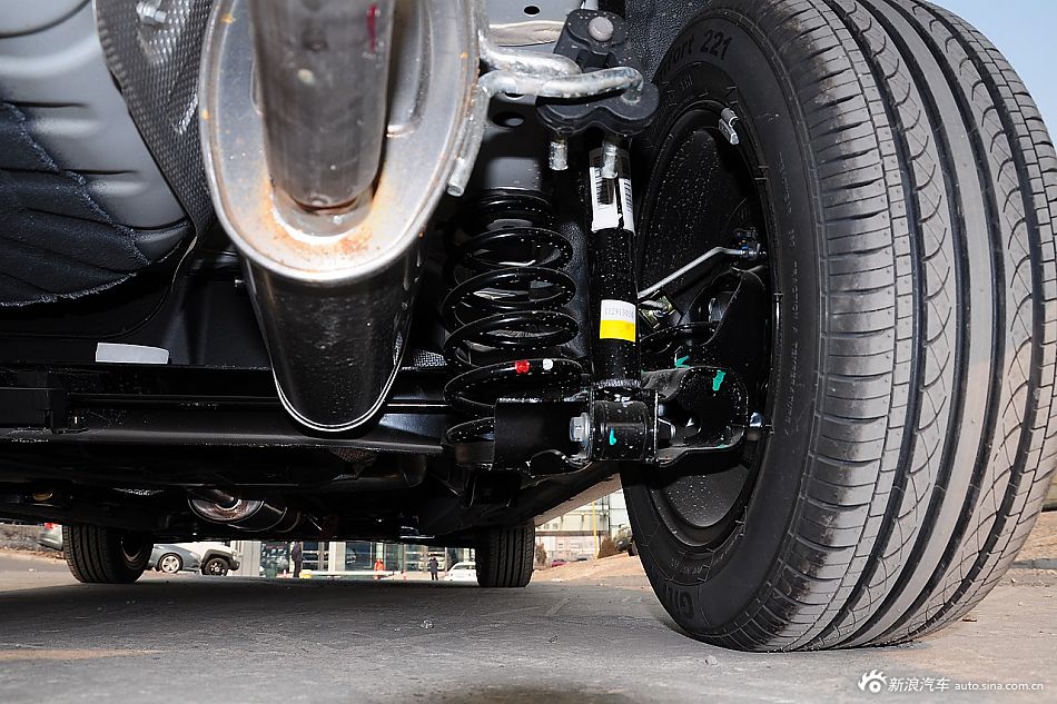 2015款绅宝D20自动两厢1.5L自动乐天版