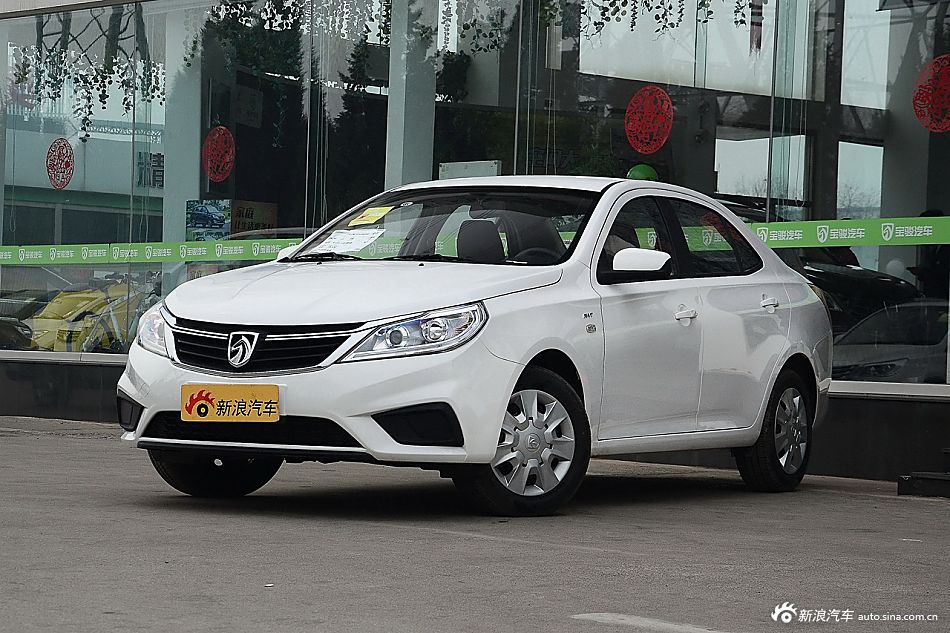 2016款宝骏630 1.5L手动标准型