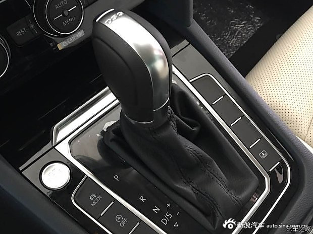 7月27日上市 一汽-大众迈腾实车到店