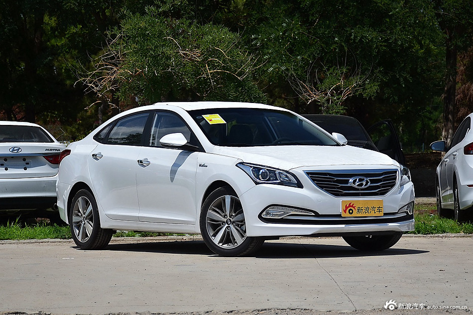 2016款名图1.6T自动TOP旗舰型