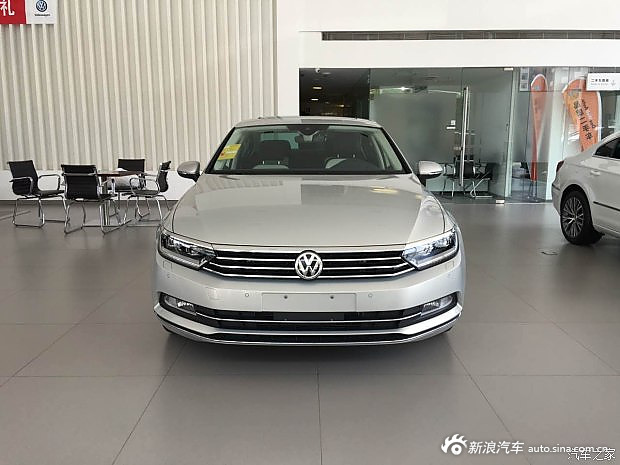 7月27日上市 一汽-大众迈腾实车到店