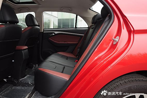 2015款比亚迪G5 1.5T自动旗舰型