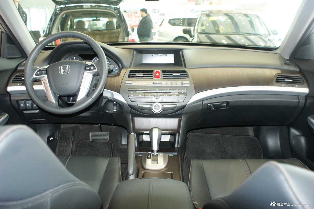 2012款歌诗图_歌诗图内饰图片23800315_汽车图库_新浪汽车_新浪网