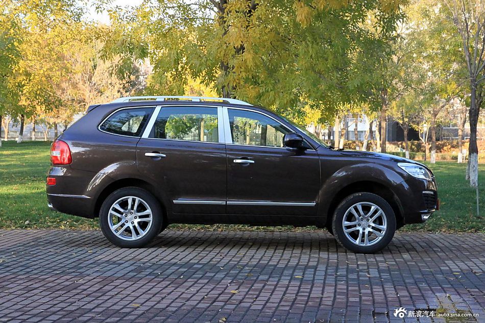 2013款宝利格1.8T手动两驱智尊版