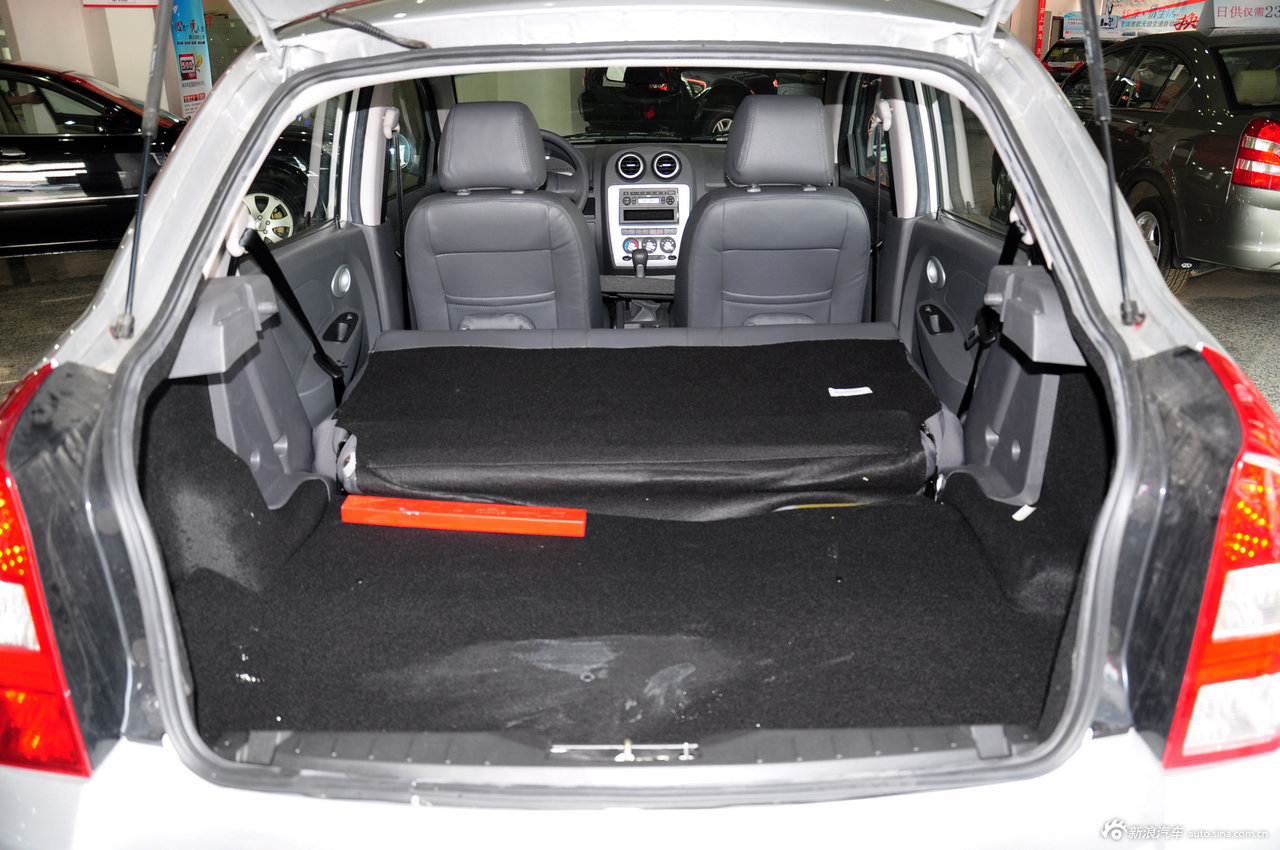 2012款旗云1实拍_旗云1空间图片14820343_汽车图库_新浪汽车_新浪网