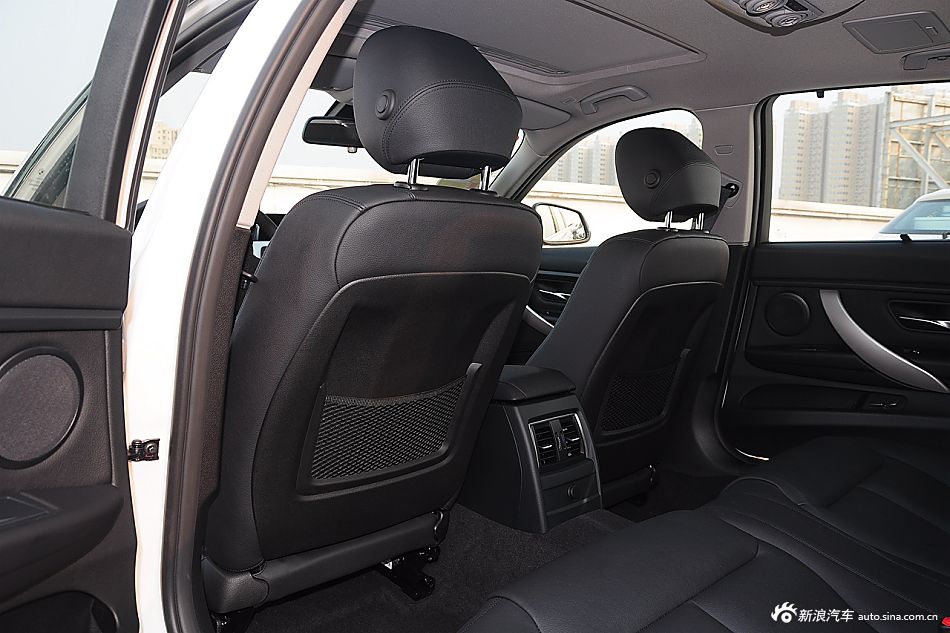 2016款宝马320Li豪华设计套装