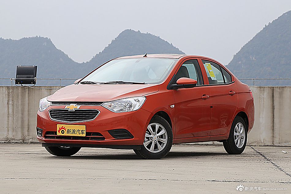 2013款赛欧三厢1.4L手动理想幸福版