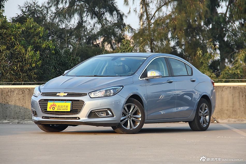 2015款科鲁兹1.4T自动旗舰版