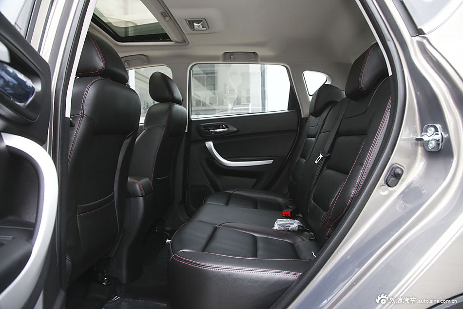 2015款CS35 1.6L自动豪华型国IV