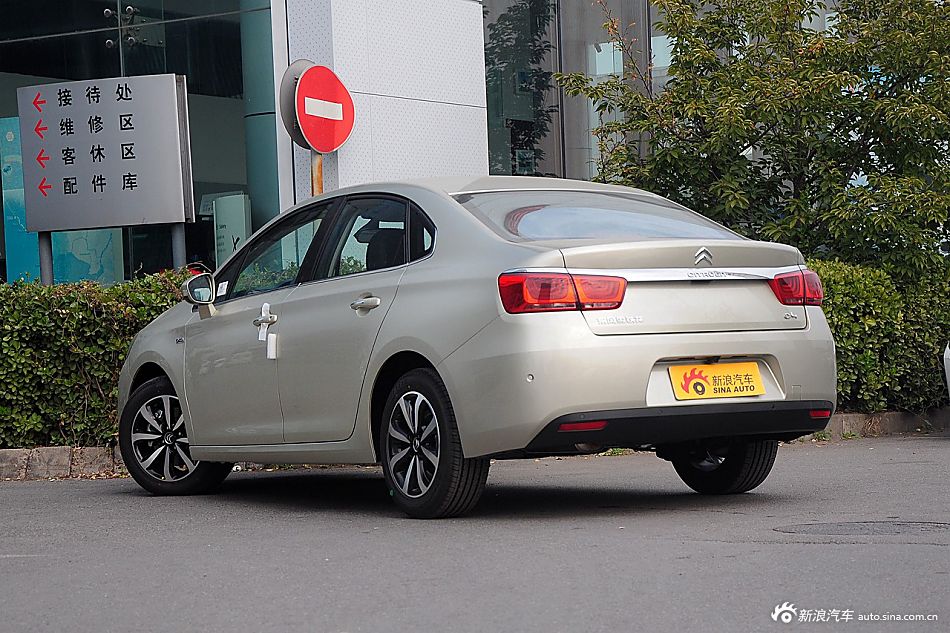 2016款雪铁龙C4世嘉1.2T旗舰型