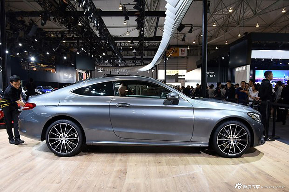 奔驰C 200 4MATIC轿跑版上市