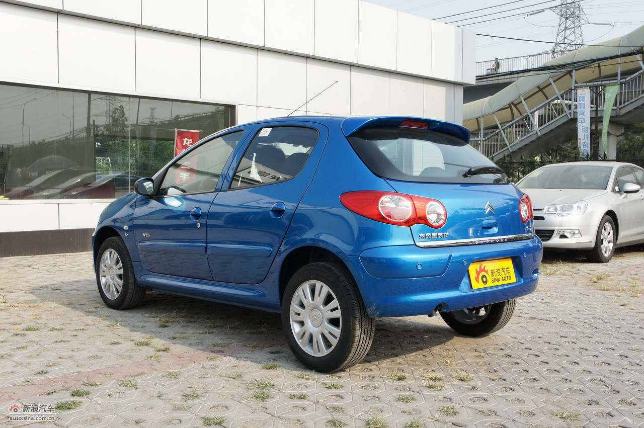 6自动运动型_c2图片8440497_汽车图库_新浪汽车_新浪网