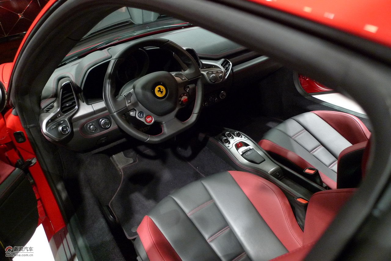 法拉利458italia内饰及细节_458italia图片509026_汽车图库_新浪汽车