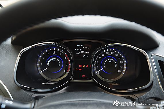 2015款瑞风S5 1.5TGDI手动豪华型