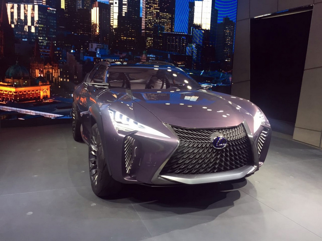 _雷克萨斯天窗如何关