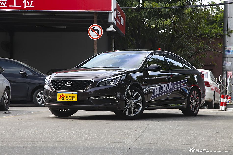 2015款索纳塔九 1.6T自动 DLX尊贵型