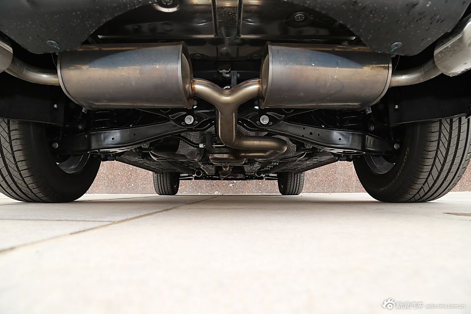 2016款宝沃BX7 2.0T自动26T两驱豪华版5座