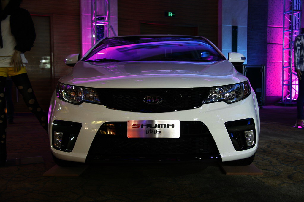 起亚shuma速迈实拍外观