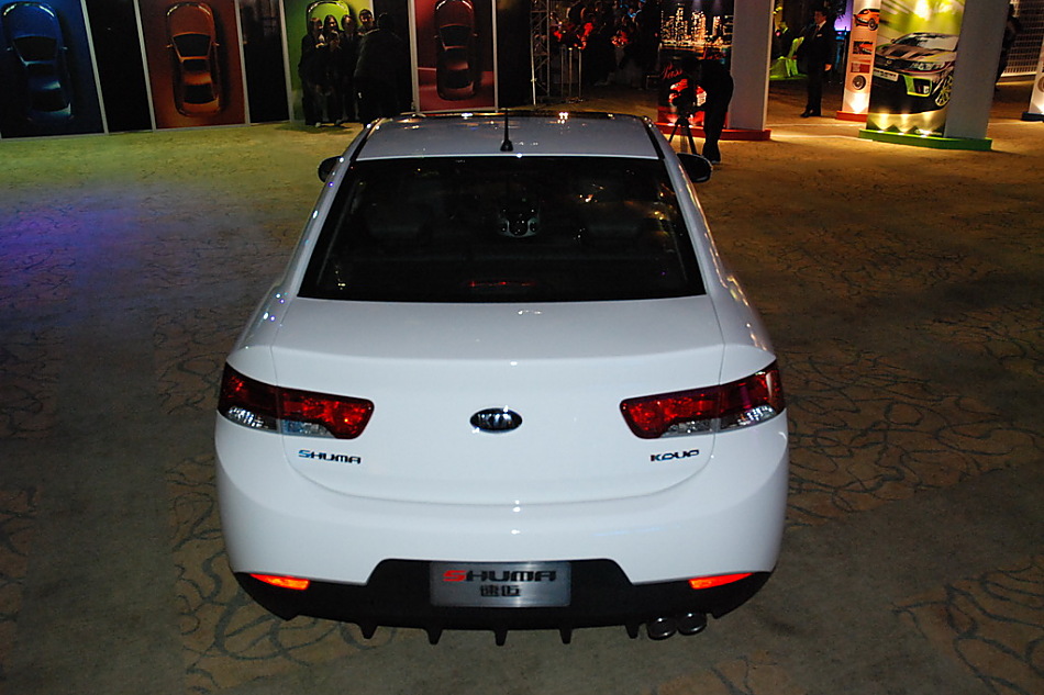 起亚shuma速迈实拍_汽车图库_新浪汽车_新浪网