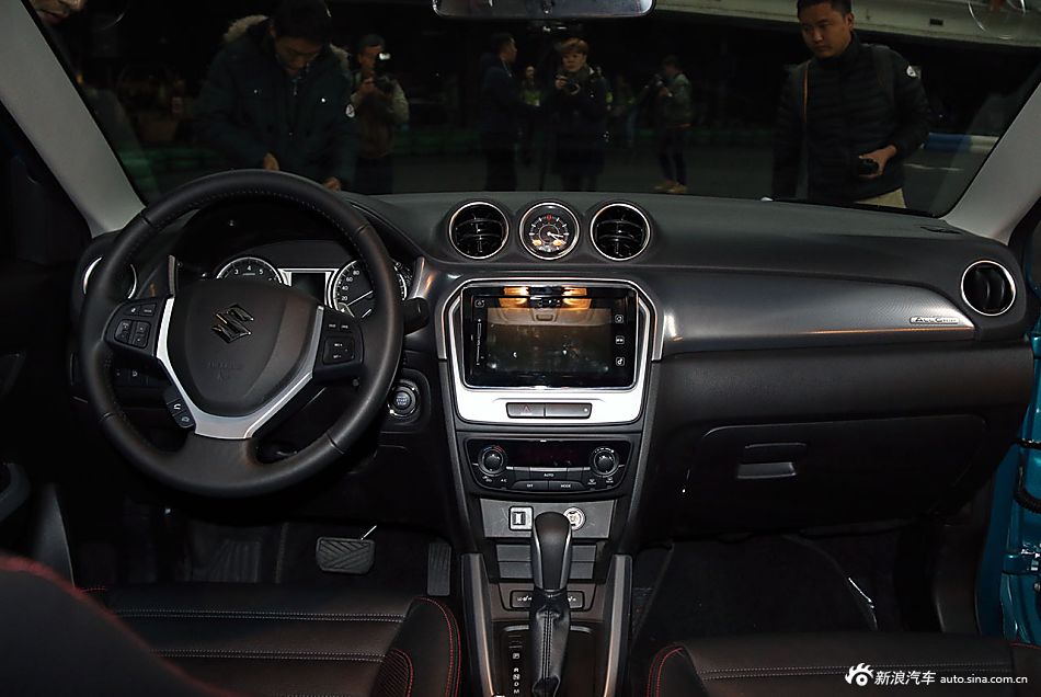 长安铃木维特拉