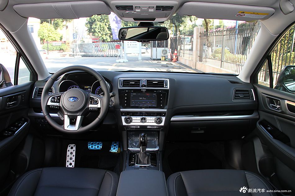 2016款傲虎 2.5L自动运动导航版