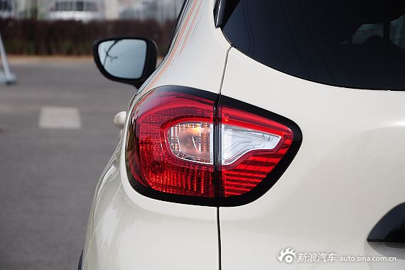 2015款雷诺卡缤1.2T自动豪华型