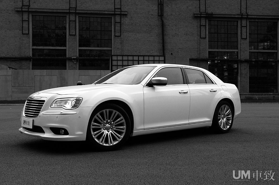 帝国遗风 克莱斯勒300c实拍