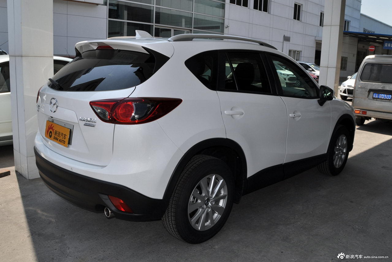 2013款马自达cx-5 2.0l自动四驱尊贵型 白色