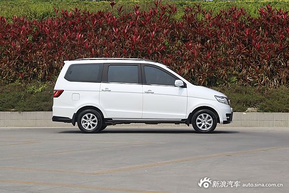 2015款乐途1.5L豪华型