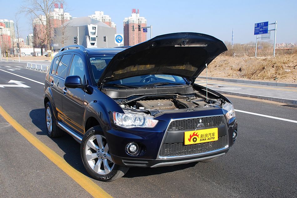 2010款欧蓝德ex3.0精英gt版细节实拍