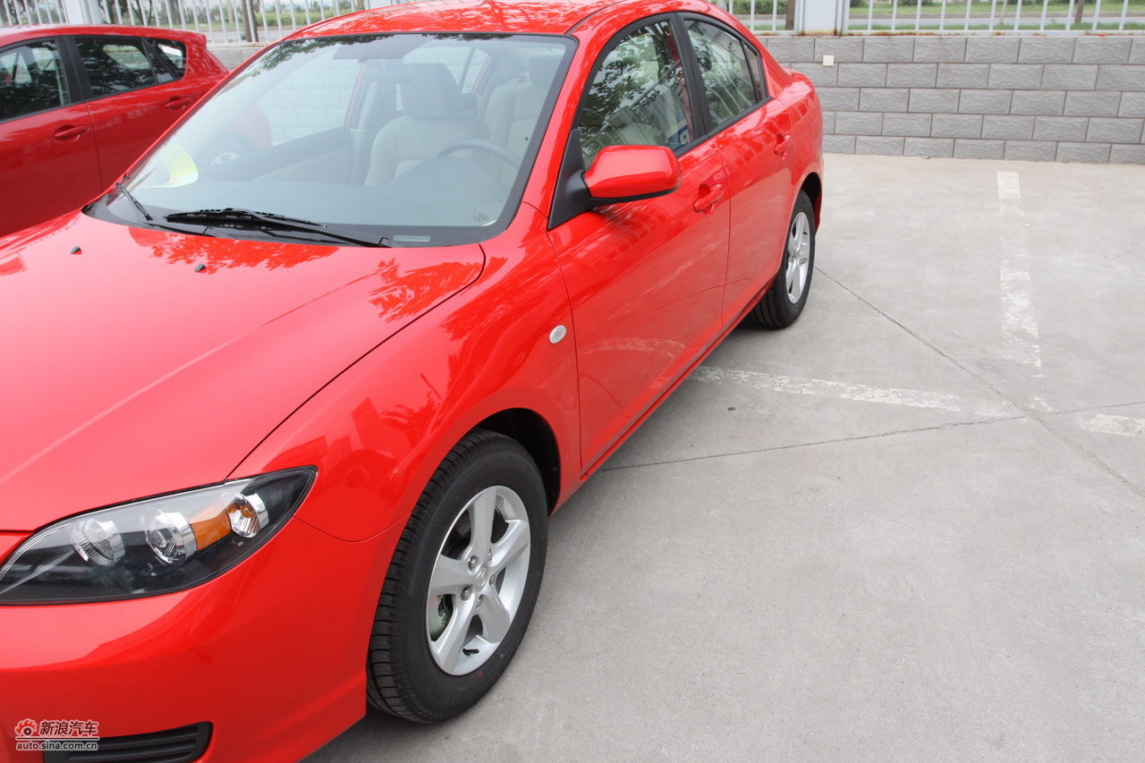 2010款马自达3 1.6自时尚型:车辆外观及细节