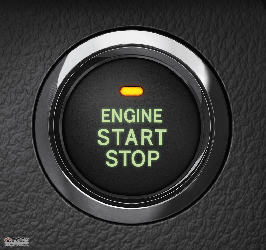 201款锐志内饰:一键启动按钮