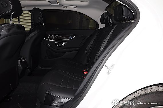 2015款奔驰C 260L轿车
