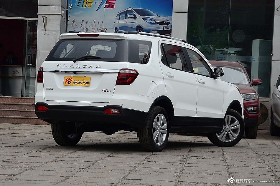 2016款长安CX70 1.6L手动舒适型