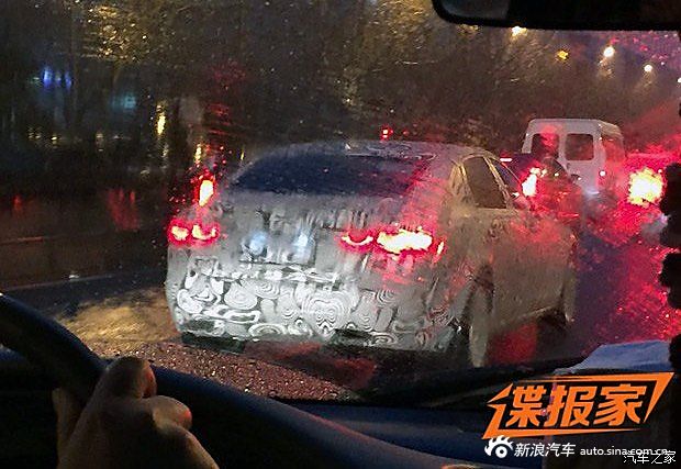 捷豹XFL国内谍照