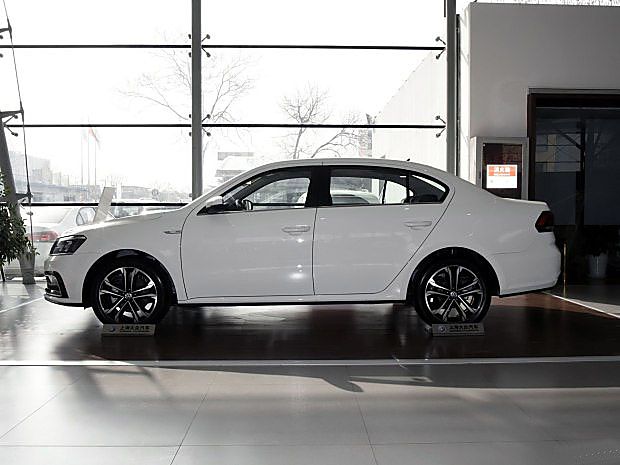 上汽大众新款朗逸运动版上市