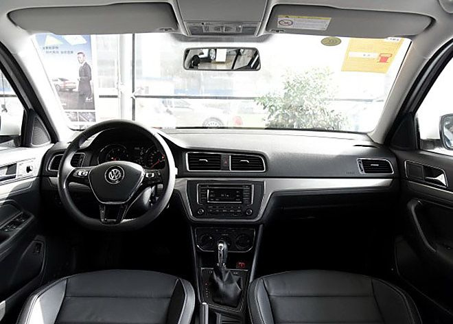 上汽大众新款朗逸运动版上市