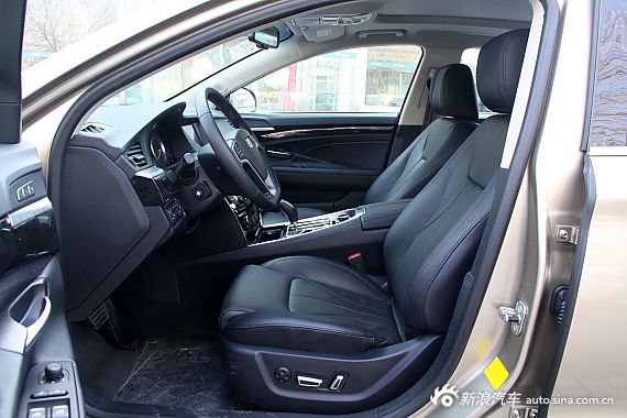 新浪汽车实拍吉利博瑞