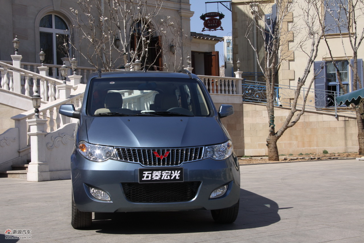 上汽通用五菱宏光-外观_宏光外观图片4891087_汽车图库_新浪汽车_新浪
