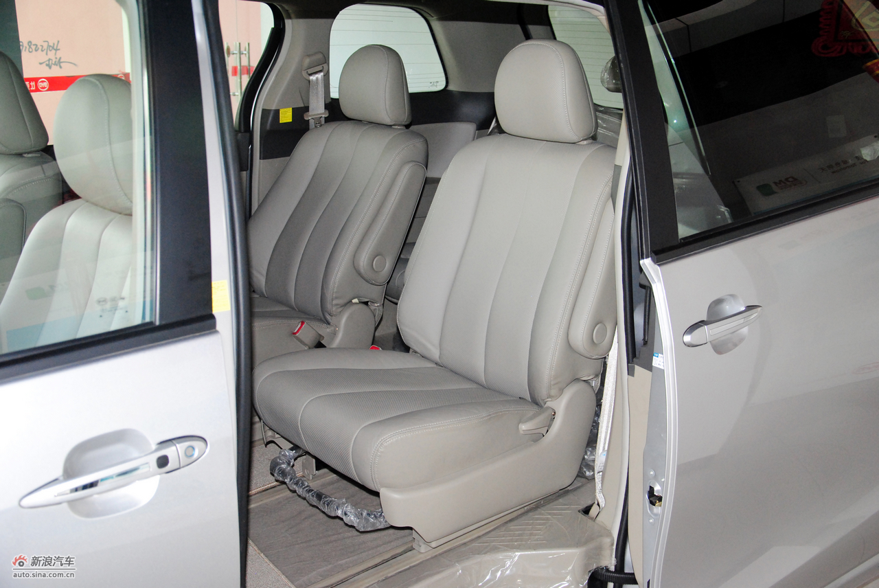 2011款比亚迪m6高清到店实拍_比亚迪m6空间图片4951104_汽车图库_新浪