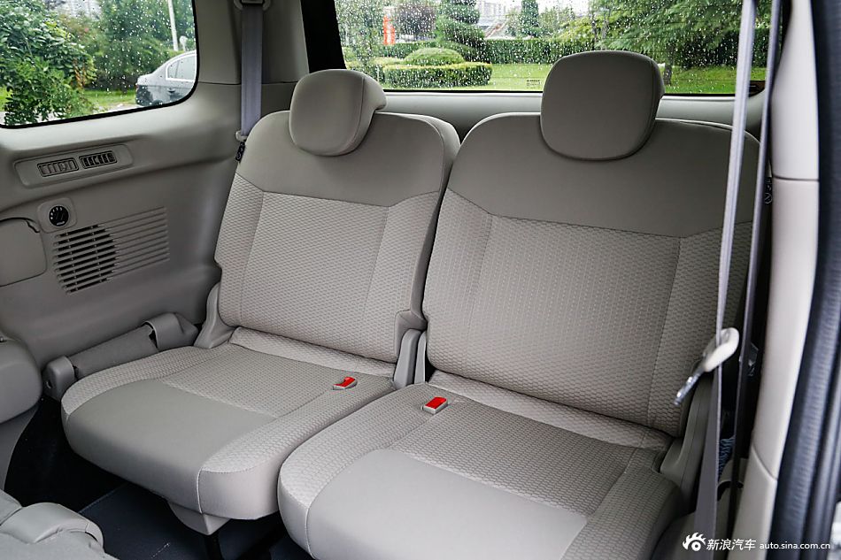 2014款NV200 1.6L自动尊贵型 国V