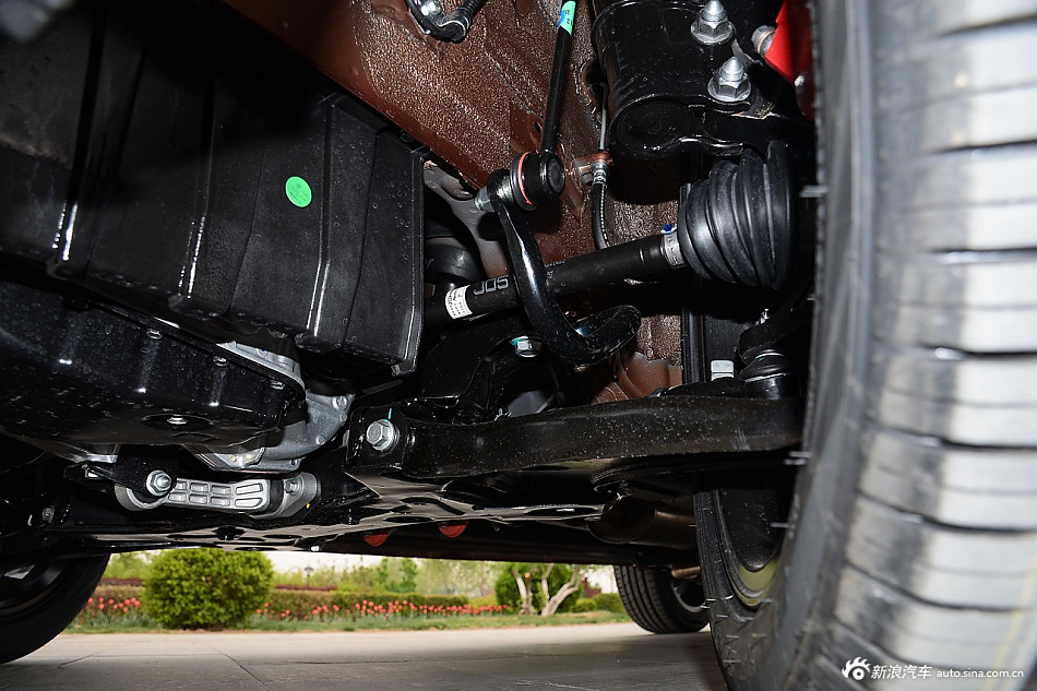 2016款北汽绅宝X35 1.5L自动尊贵版