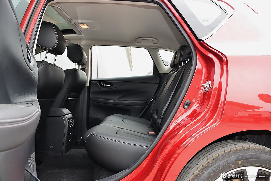 2016款新TIIDA 1.6L自动智尊版