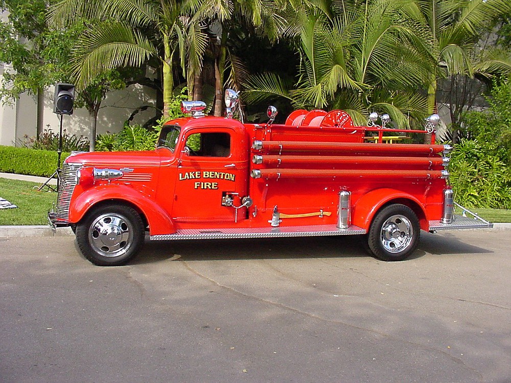 国外各色消防车盘点