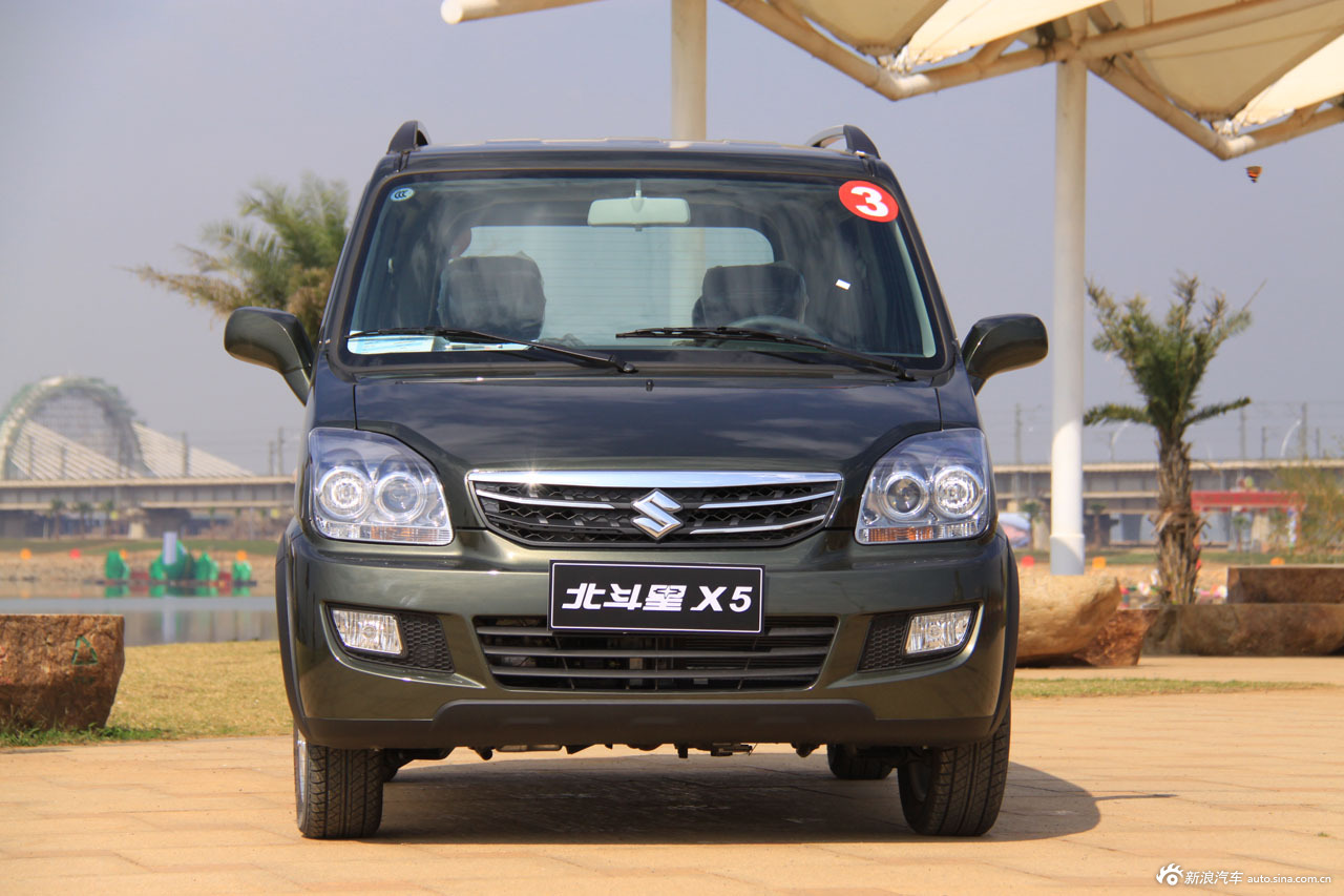 北斗星x5外观_北斗星x5外观图片20151189_汽车图库_新浪汽车_新浪网