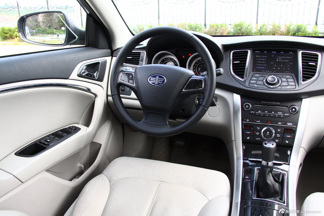 2012款b90手动豪华型_奔腾b90内饰图片18341190_汽车图库_新浪汽车
