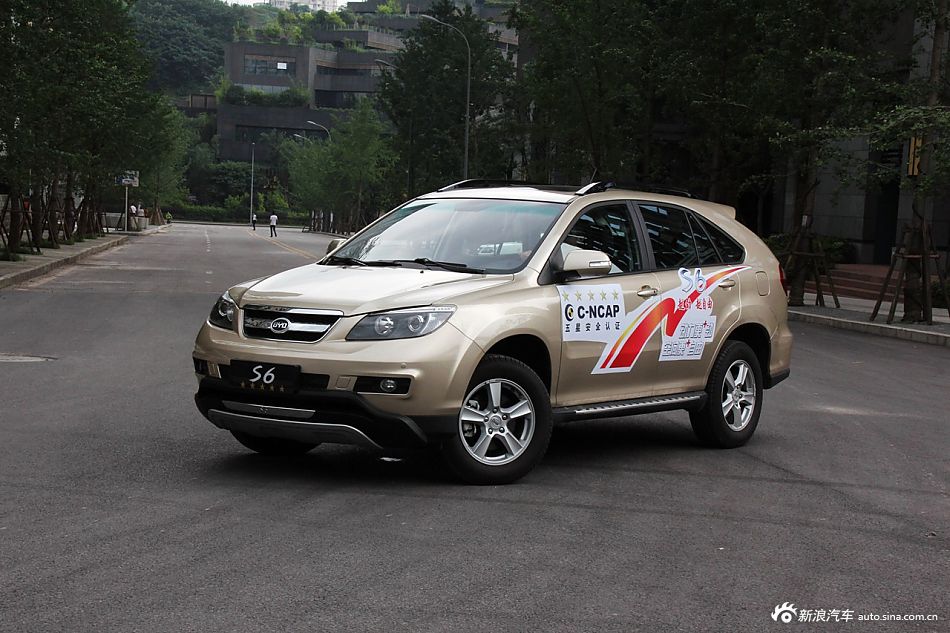 2014款比亚迪S6 1.5TI手动旗舰型